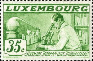 Scientist, Chemist (yellow green)