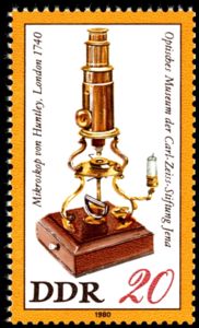 Huntley microscope (1740)