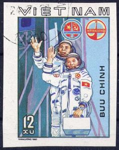 Soyuz 37 Crew on the Gantry