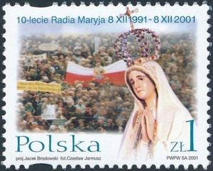 Statue of Crowned Virgin Mary, Crowd, Flag