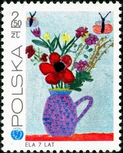 Flowers in vase, by Elżbieta Hyciak, 7 years old