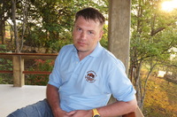 收藏者头像 ： ： Andrey Zayarin [explod]