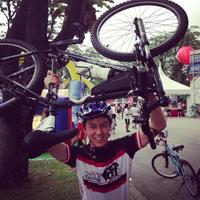 收藏者头像 ： Yung Cher Ho [blake96]