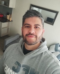 收藏者头像 ： Roberto González [robgo]