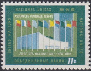 UN-Building and Flags