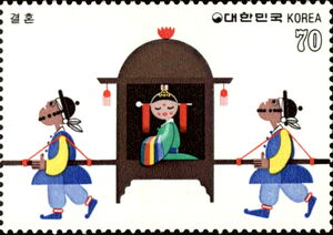 Wedding procession - bride in sedan chair