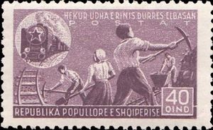 ‭Young railway laborers