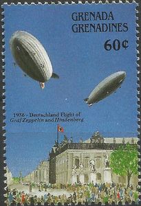 Joint flight, Hindenburg and Graf Zeppelin, 1936