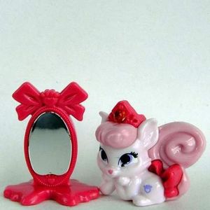 Meal Toy: Kitten Bella (Kinder Surprise, Europe(Kinder - Disney ...