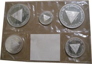 Various Córdobas (Proof set 1975)