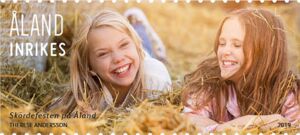 Harvest-Festival---Girls-in-Hay.jpg