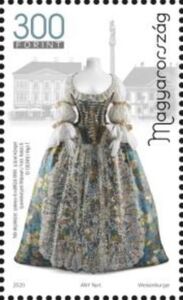 Eighteenth Century Formalwear - Women