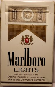 Maço de cigarros: Marlboro Lights (Itália(Marlboro Lights) Col:IT