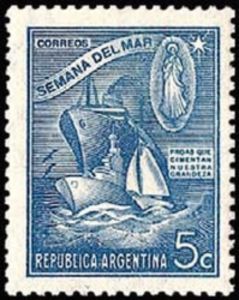 2 Ships and a Sailboat