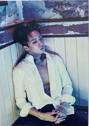 Chained up VIXX instruction