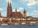 Köln am Rhein. Rheinufer mit Dom, Gr.-St.-Martin